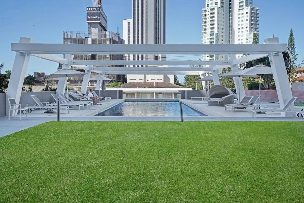 Broadbeach Apartment Level 10 With Beach Views غولد كوست المظهر الخارجي الصورة