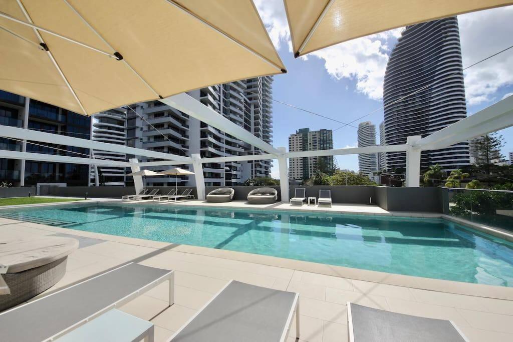 Broadbeach Apartment Level 10 With Beach Views غولد كوست المظهر الخارجي الصورة