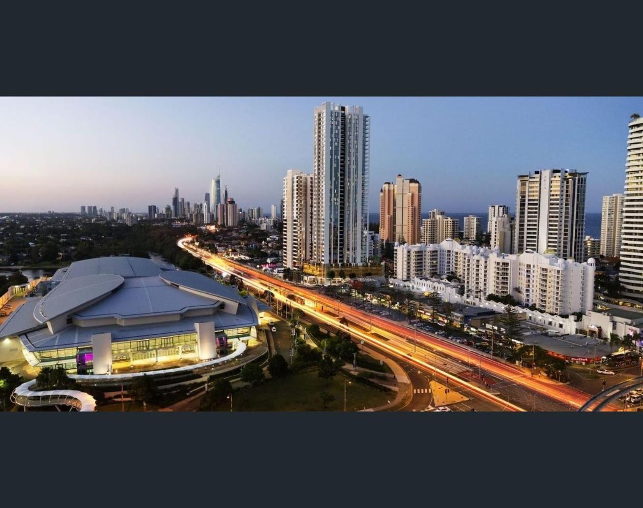 Broadbeach Apartment Level 10 With Beach Views غولد كوست المظهر الخارجي الصورة