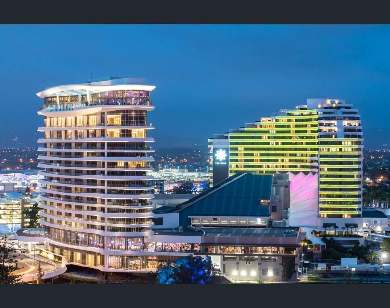 Broadbeach Apartment Level 10 With Beach Views غولد كوست المظهر الخارجي الصورة